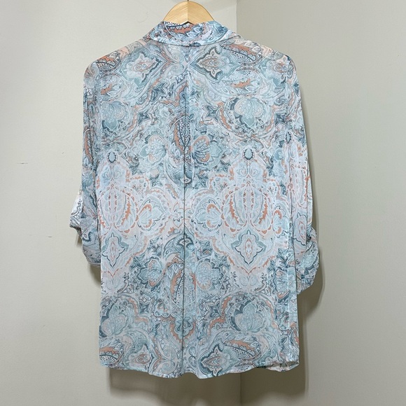 NWOT Chico Blurred Medallion Chiffon Shirt size 1 - Picture 2 of 9